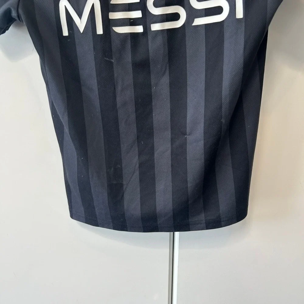 Messi Collection Boys Soccer Jersey Black Pink Stripe Number 10 Size 6